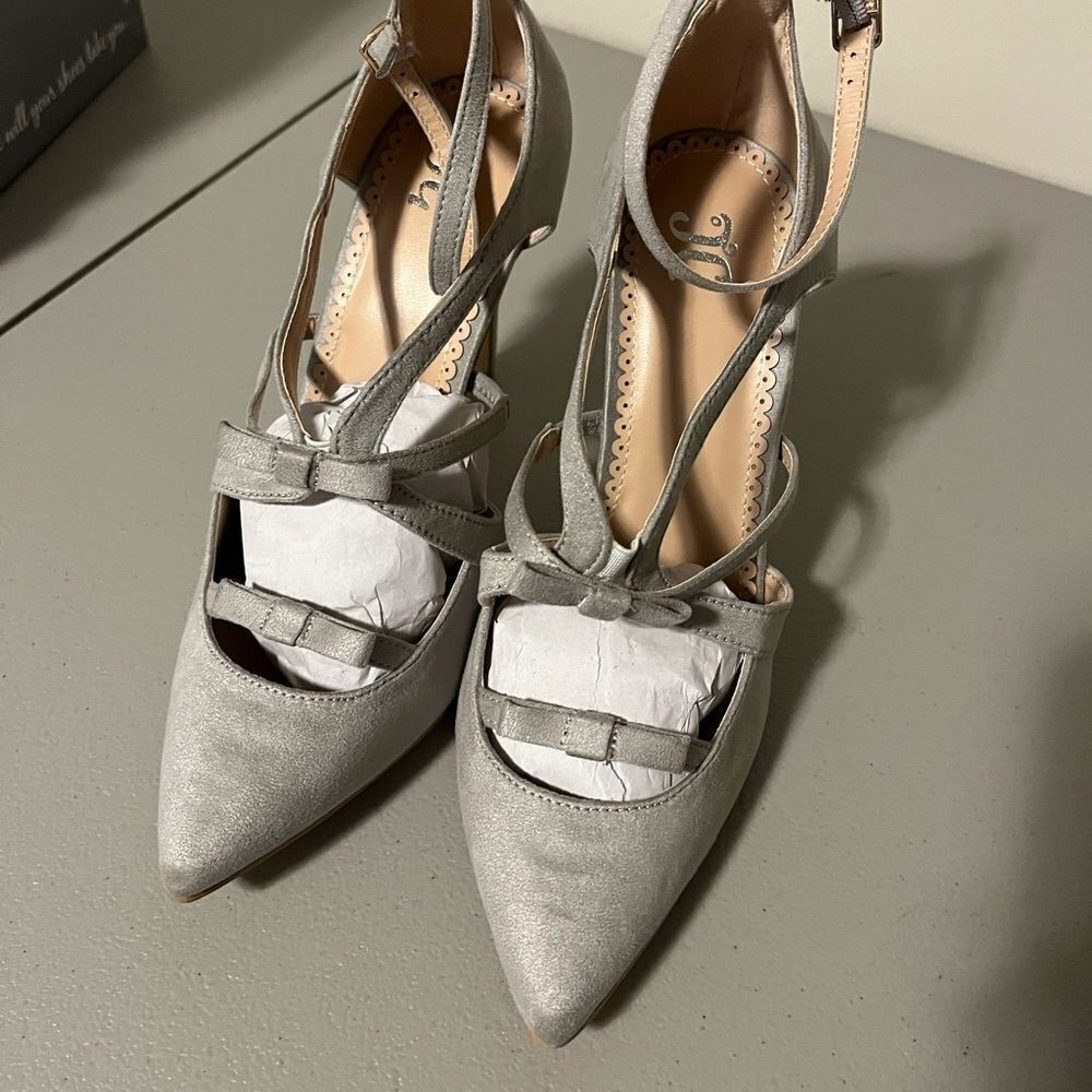 Women’s Classic Heels, Darion Style from Journee Collection, Size 10, New in Box